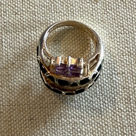 Unique 925 Sterling Silver Amethyst Ring Size 7 - Picture 2 of 6